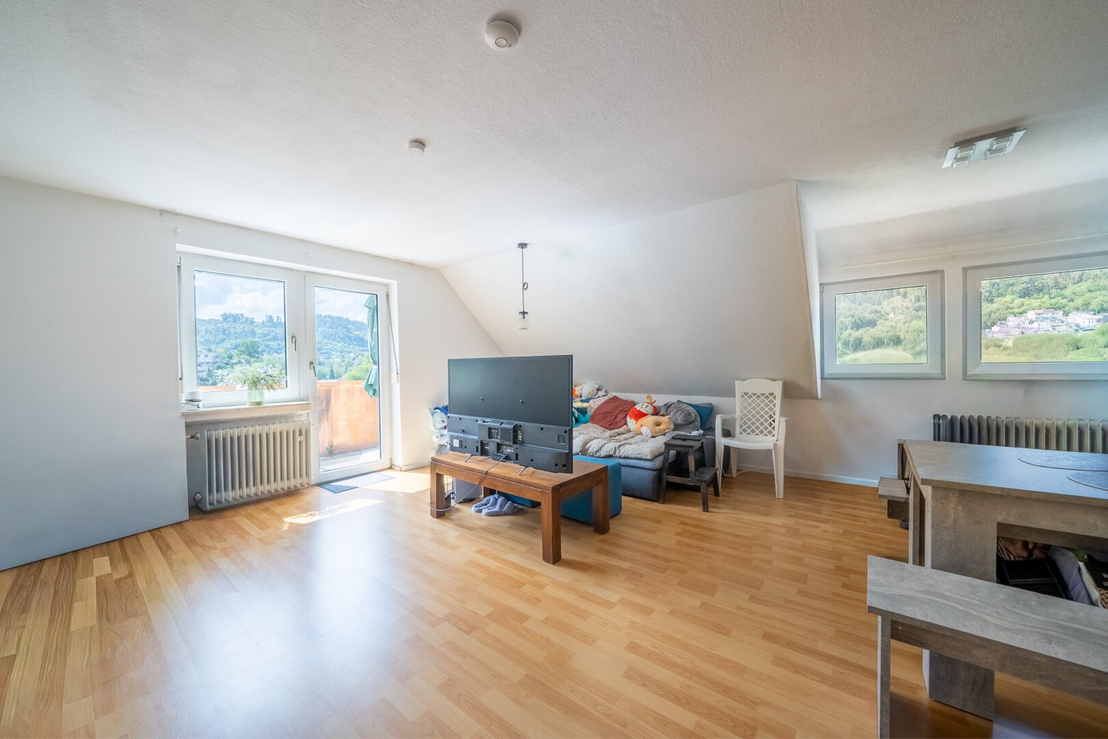 Wohnzimmer DG